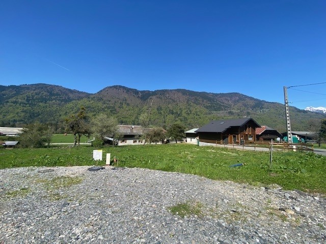 Terrain - LA RIVIERE ENVERSE