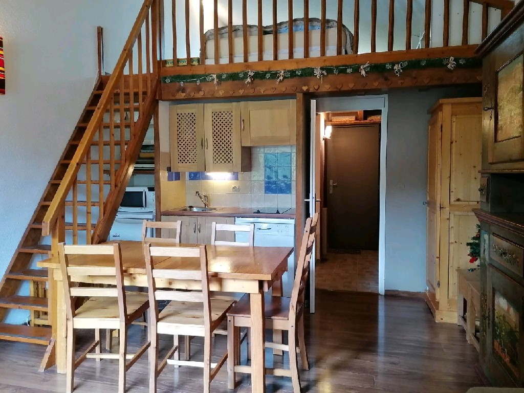 Appartement - MORILLON LES ESSERTS